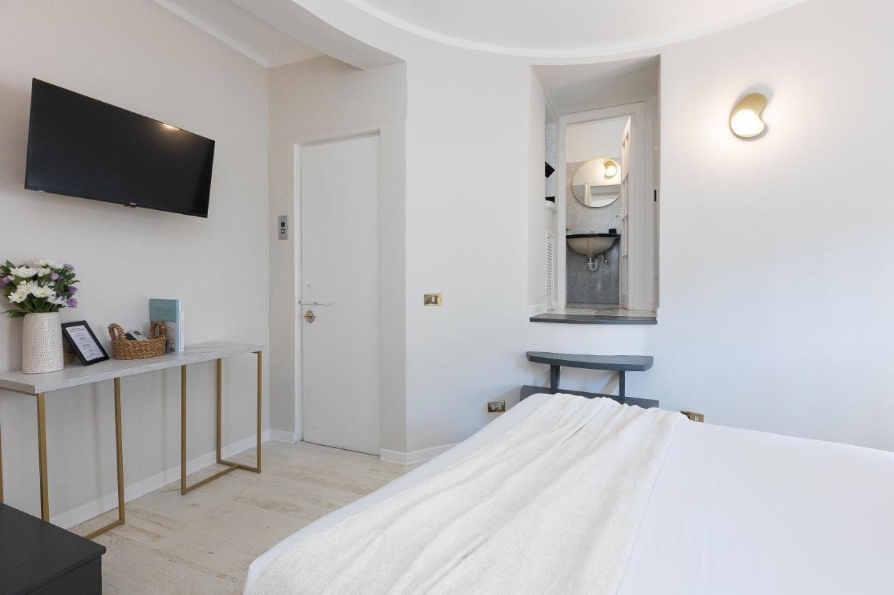 Отель Tiny Studio Piazza Del Popolo Рим Экстерьер фото